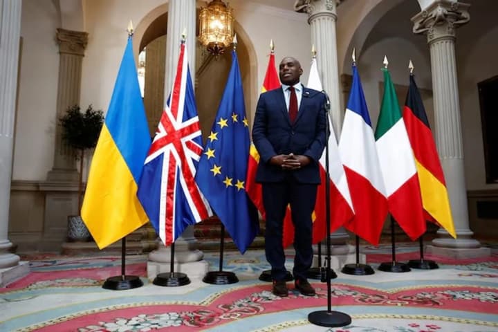 the-foreign-ministers-of-five-european-countries-have-declared-their-readiness-to-impose-new-sanctions-against-the-russian-federation