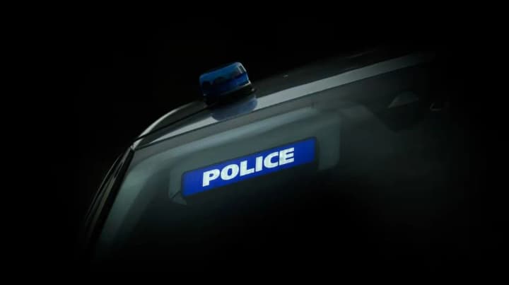 in-new-zealand-an-11-year-old-girl-was-mistakenly-sent-to-a-mental-hospital-mistaken-for-a-missing-woman-this-led-to-serious-consequences