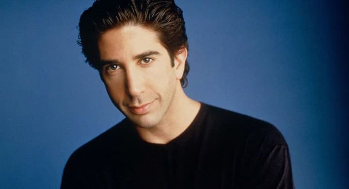 devid-shvimmer-zaiavyv-shcho-ne-mih-slukhaty-kultovu-pisniu-z-druziv-vidkoly-pishov-z-shou