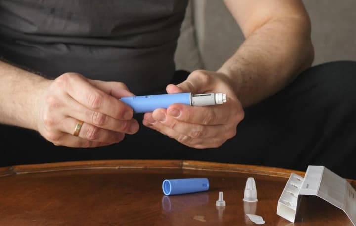 skhudnennia-z-dopomohoiu-ozempic-zasluzhylo-menshe-vyznannia-nizh-zi-zminoiu-sposobu-zhyttia