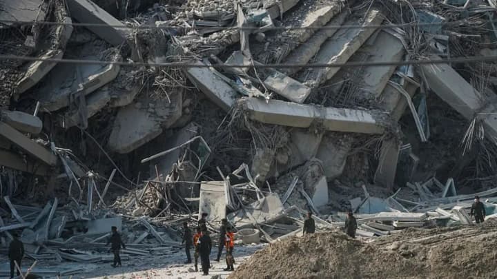 in-myanmar-the-death-toll-from-the-earthquake-has-risen-to-3145-and-there-may-be-more