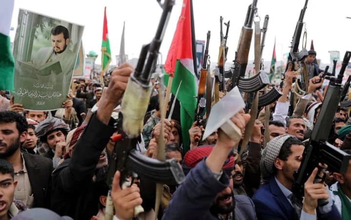 iran-zalyshaie-khusytiv-pid-nevpynnym-bombarduvanniam-ssha-the-telegraph