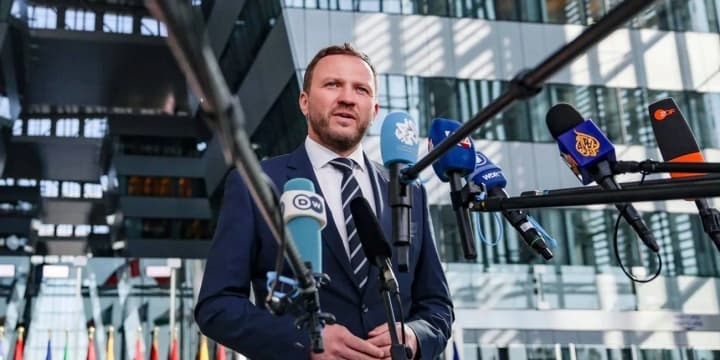 yes-mozhet-otdat-putinu-240-mlrd-yevro-yesli-vengriya-zablokiruet-sanktsii-mid-estonii