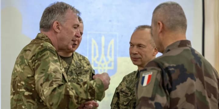 soglasovali-obshchee-videnie-sirskii-vstretilsya-s-voennim-rukovodstvom-britanii-i-frantsii