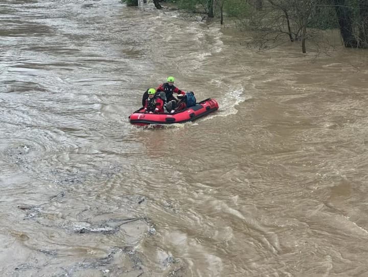 smertelna-nehoda-v-ssha-shchonaimenshe-12-zahyblykh-cherez-tornado-ta-poveni