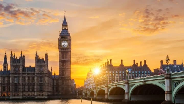 brytaniia-planuie-zakryty-sotni-derzhavnykh-ustanov-shchob-optymizuvaty-robotu-uriadu