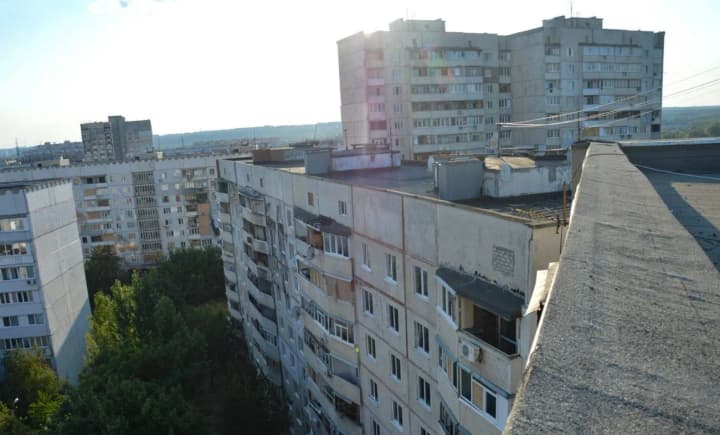 rynok-nerukhomosti-pid-obstrilamy-popyt-na-zhytlo-strimko-zris-u-kharkovi-ta-vpav-na-donechchyni