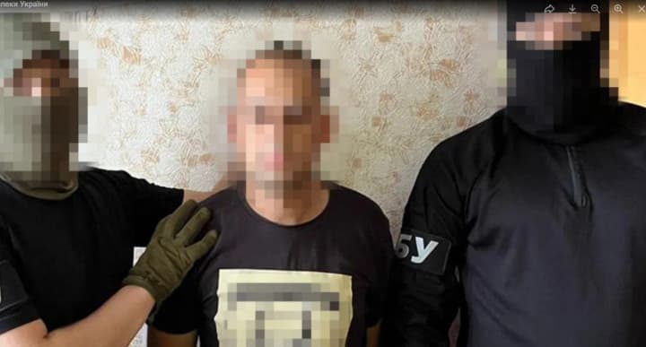 sbu-razoblachila-voennosluzhashchego-vsu-kotorii-korrektiroval-ogon-okkupantov-po-svoim-pobratimam