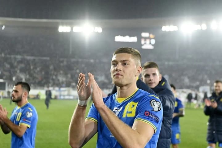 forvard-zbirnoi-ukrainy-dovbyk-stav-hravtsem-misiatsia-serii-a