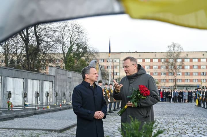 the-minister-of-foreign-affairs-of-the-netherlands-arrived-in-ukraine-on-a-visit