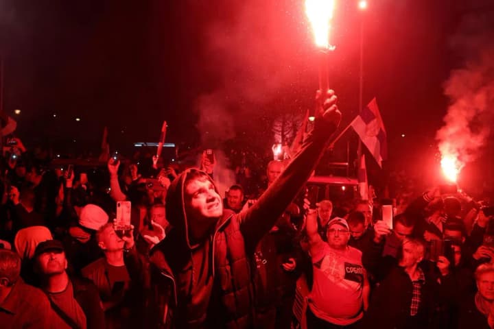 v-serbii-sostoyalsya-miting-v-podderzhku-prezidenta-vuchicha