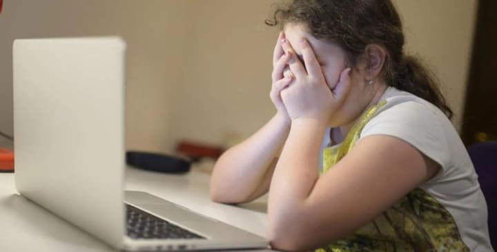 radicalization-of-children-is-growing-in-europe-due-to-online-content