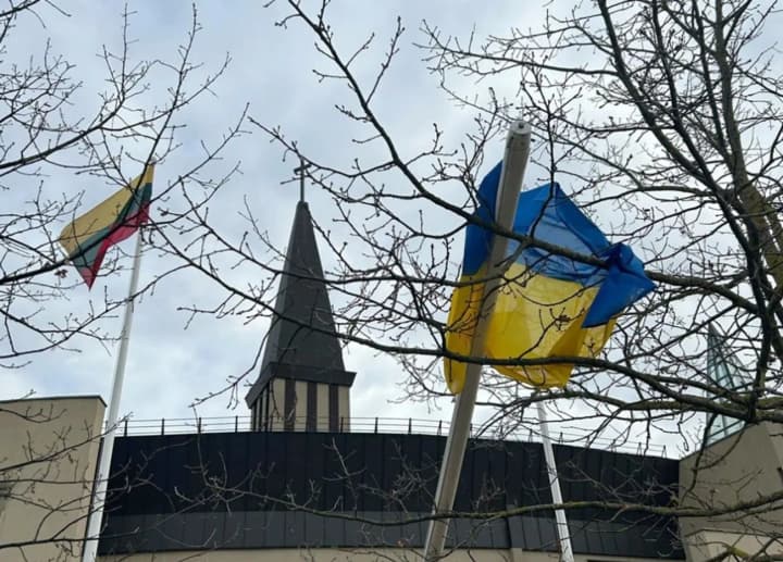 in-lithuania-vandals-knocked-down-flagpoles-with-ukrainian-flags