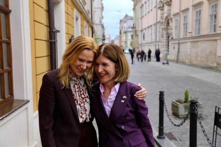 spiker-verkhnei-palati-parlamenta-avstrii-vpervie-pribila-v-ukrainu