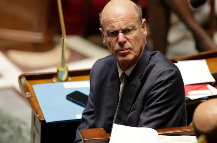 france-considers-a-permanent-tax-on-the-highest-incomes