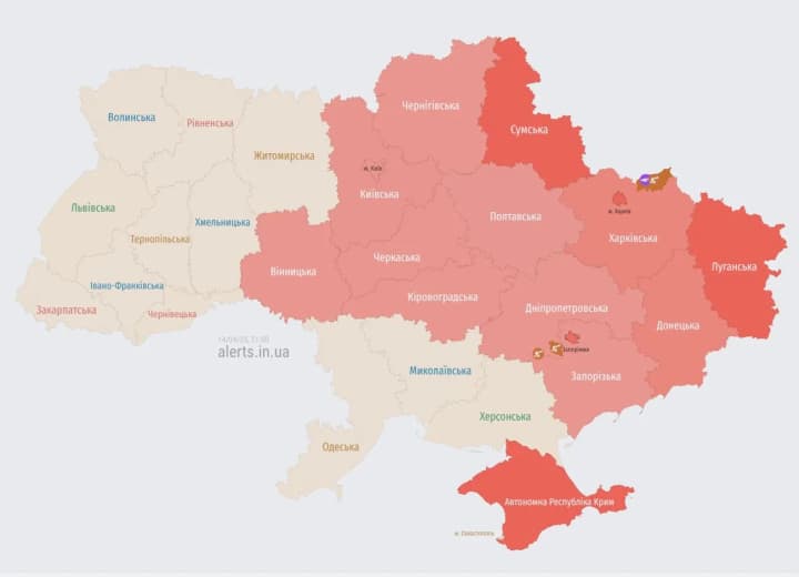 an-explosion-rang-out-in-sumy-against-the-background-of-a-ballistic-threat