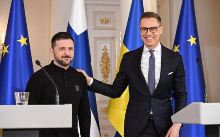 stubb-i-zelenskyi-obhovoryly-sytuatsiiu-na-fronti-ta-spravedlyvyi-myr