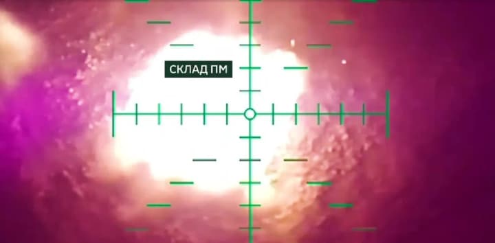 in-kharkiv-region-the-hart-border-guards-destroyed-a-fuel-and-lubricant-depot-and-18-occupiers