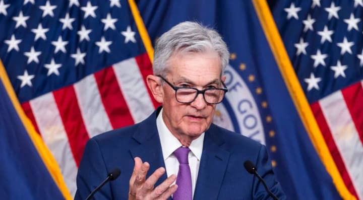 tramp-rozghliadaie-zvilnennia-holovy-frs-ssha-pauella-cherez-yoho-ekonomichnu-polityku