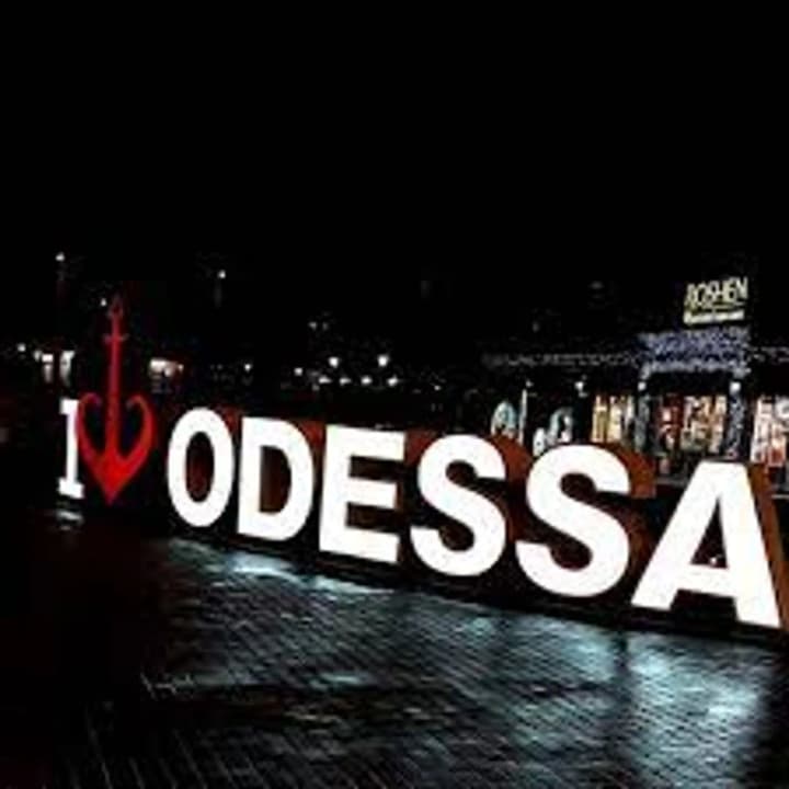 v-odesi-prolunaly-nichni-vybukhy-19-kvitnia-fiksuvaly-drony