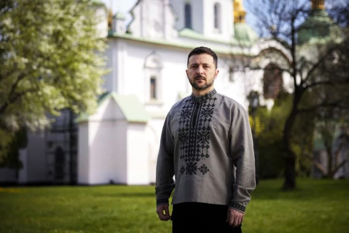 zelenskyy-on-easter-all-the-stones-thrown-at-us-will-not-remain-a-ruin-on-our-land