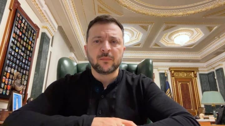 zelenskyi-vidreahuvav-na-transliatsiiu-paskhalnoho-bohosluzhinnia-v-moskvi-telekanalom-fox-news