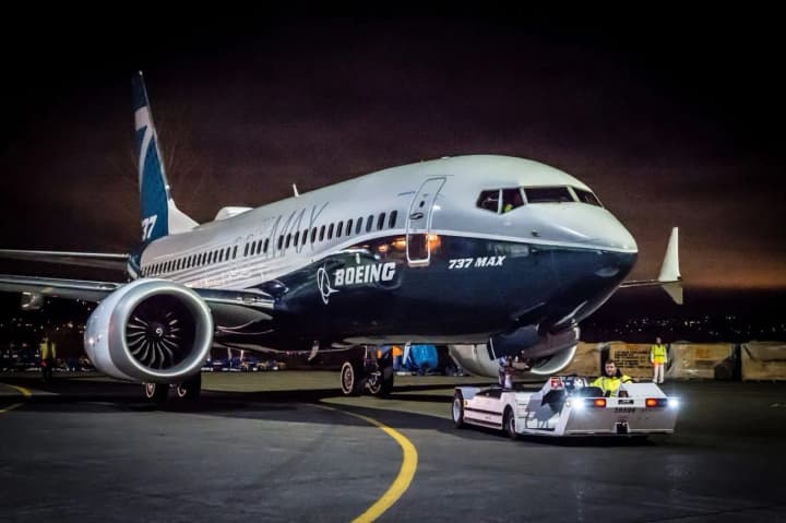 boeing-737-max-aircraft-heading-to-china-returned-to-the-us-due-to-trumps-tariffs-media