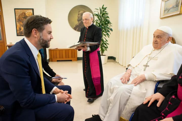jd-vance-met-with-pope-francis-on-easter-what-is-known