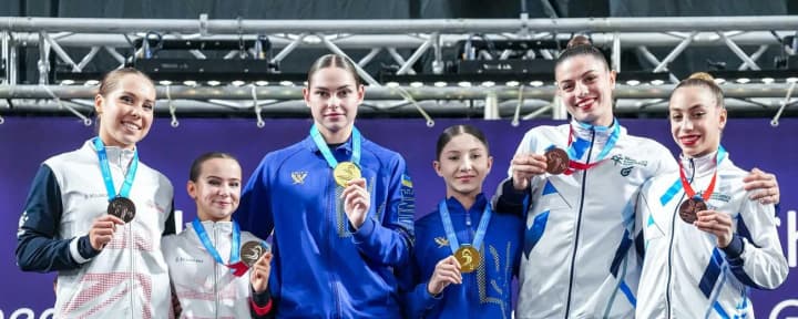 ukraina-zibrala-shchedryi-vrozhai-nahorod-13-medalei-na-chie-z-akrobatyky