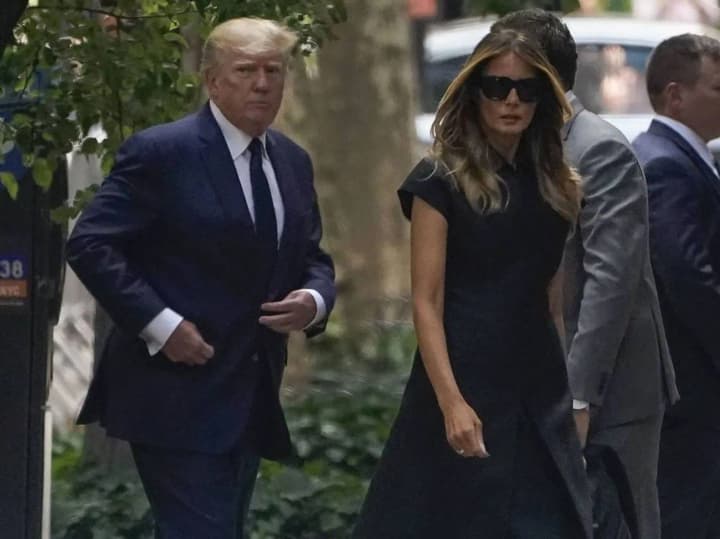 tramp-pidtverdyv-vizyt-do-rymu-razom-z-melaniieiu-na-pokhoron-papy-frantsyska