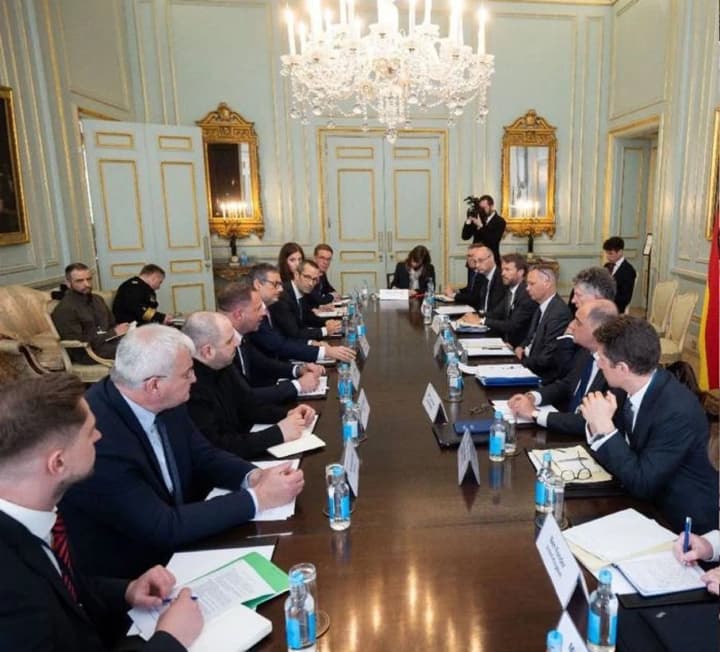 v-londone-proshla-vstrecha-ofitsialnikh-lits-koalitsii-zhelayushchikh-po-voine-v-ukraine-v-op-raskrili-detali