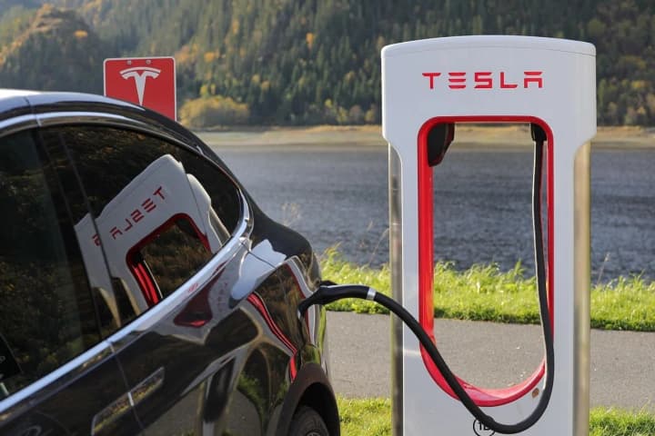 tesla-lost-20percent-of-sales-in-the-first-quarter-of-2025-cnbc