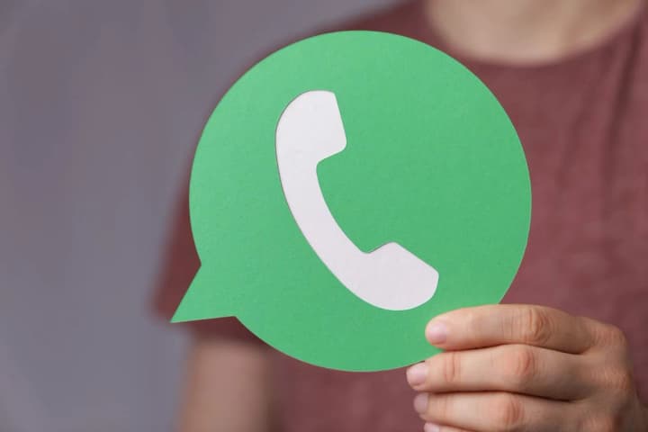 whatsapp-introduces-a-feature-to-protect-messages-from-forwarding