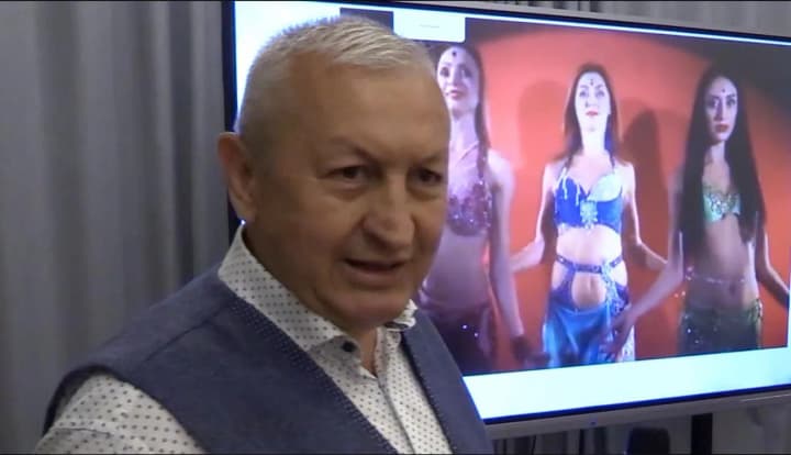 nauchnoe-farma-shou-konsultatsii-bez-aptek-stendapi-bez-smekha-i-bivshaya-sledovatel-s-diplomom-eksperta