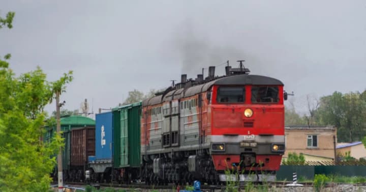 russia-uses-ukrainian-railroad-to-support-troops-and-export-goods-isw