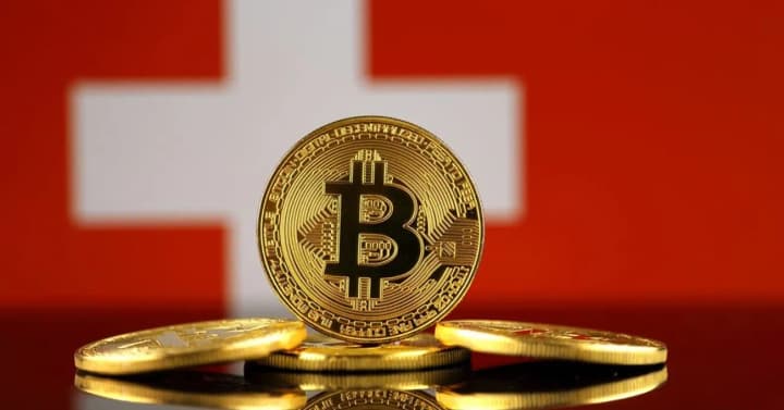 holova-shveitsarskoho-natsbanku-vidkynuv-ideiu-vkliuchennia-bitkoina-u-valiutni-rezervy