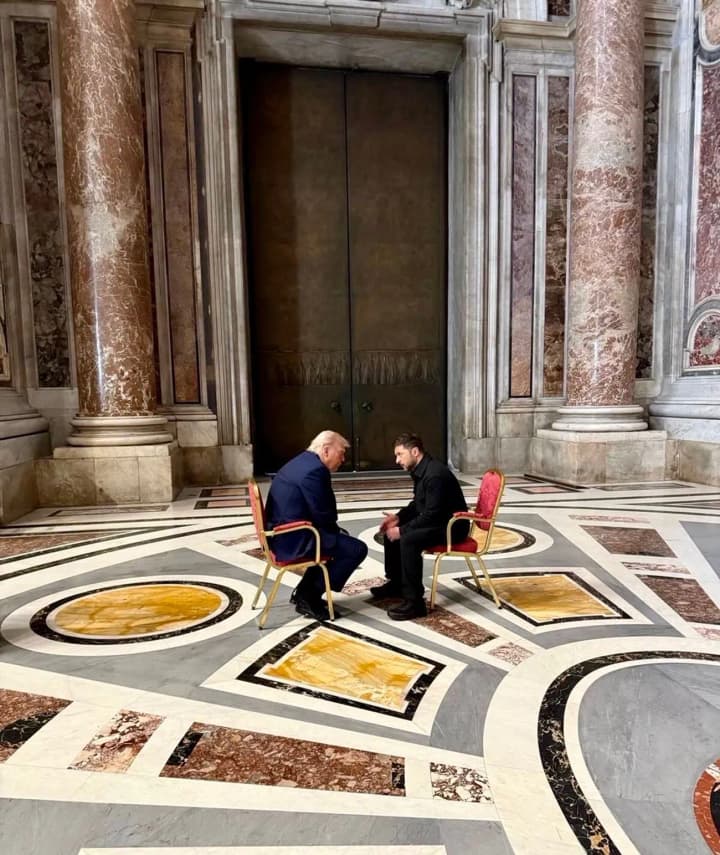 druha-zustrich-zelenskoho-i-trampa-v-rymi-ne-vidbulasia-cherez-shchilni-hrafiky-sky-news