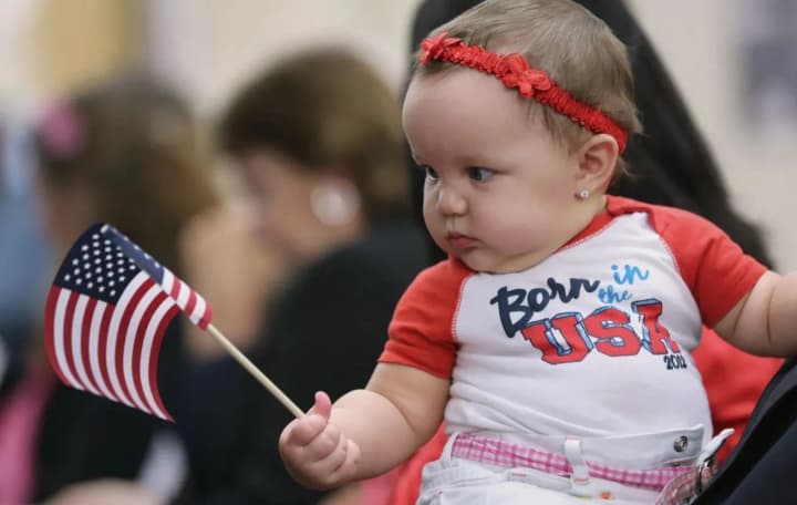 giving-birth-to-children-in-the-states-does-not-give-parents-immunity-from-deportation-head-of-the-us-border-service