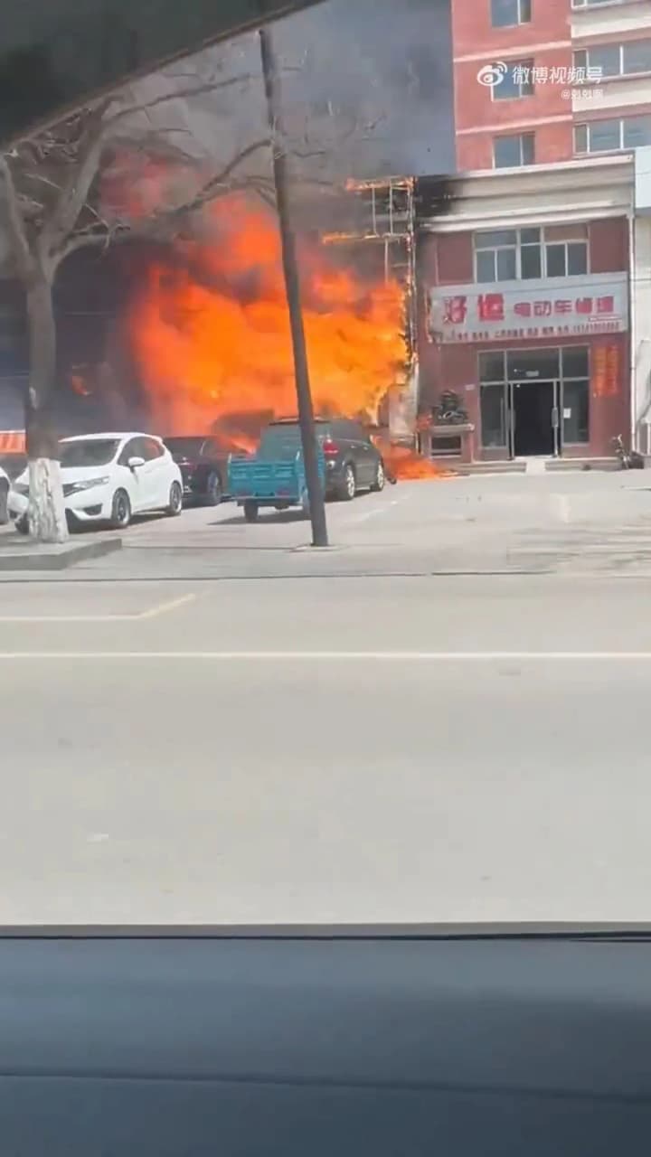 fire-at-a-restaurant-in-china-kills-22-people