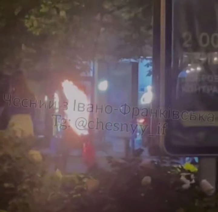in-ivano-frankivsk-a-man-doused-himself-in-gasoline-and-set-himself-on-fire
