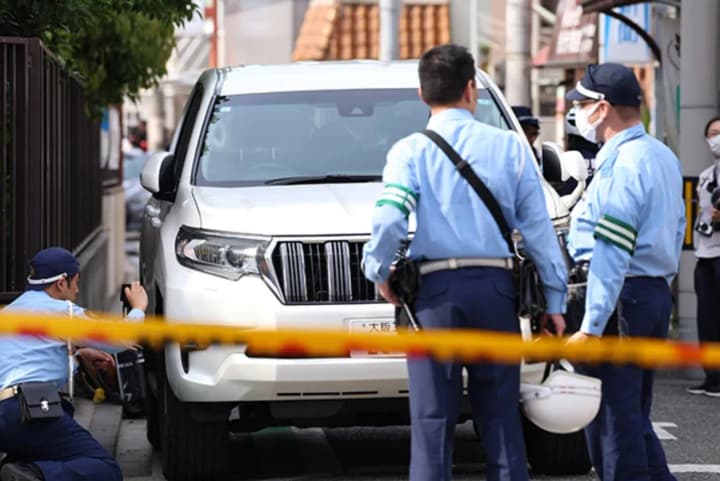 v-osatsi-vodii-navmysne-naikhav-na-hrupu-shkoliariv-ditei-z-travmamy-shpytalizuvaly