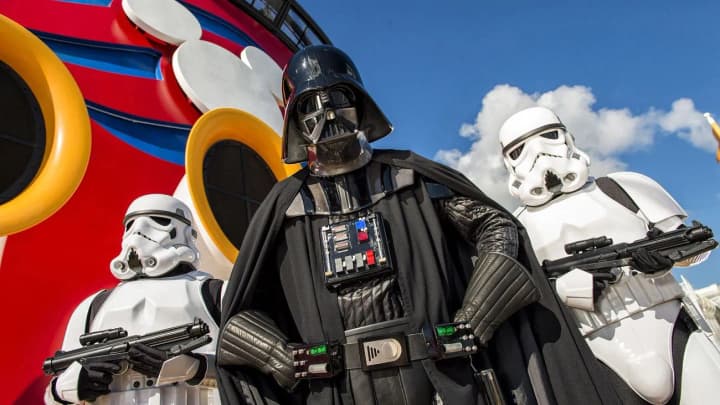 den-zvezdnikh-voin-fakti-o-kinosage-kotorie-vas-udivyat