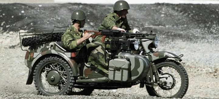 voiska-rf-testiruyut-novuyu-taktiku-na-donetchine-chto-izvestno