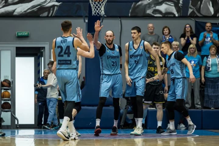 basketbol-dnipro-vdruhe-pospil-stav-chempionom-ukrainy-sezonu-202425