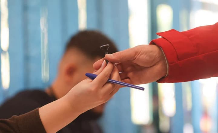 the-first-round-of-presidential-elections-is-taking-place-in-romania-what-are-the-forecasts