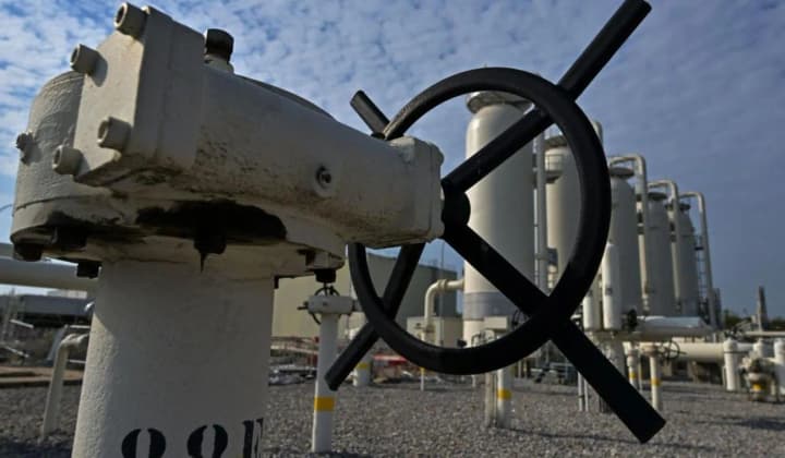 the-eu-is-looking-for-ways-to-break-gas-ties-with-russia-but-legal-levers-are-limited