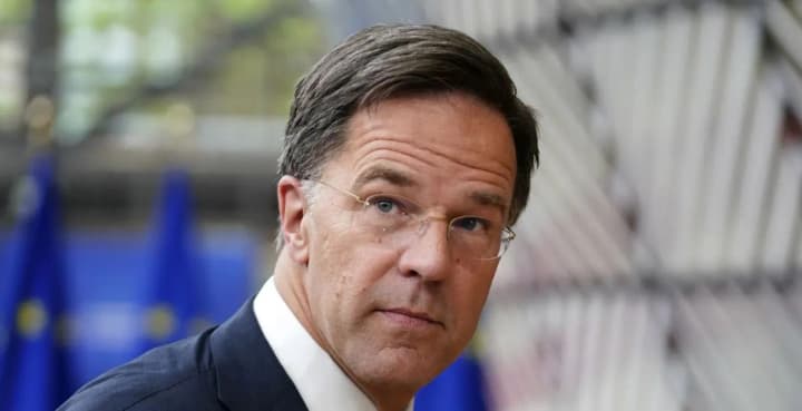 vashe-liderstvo-bude-krytychno-vazhlyvym-hensek-nato-vidreahuvav-na-obrannia-mertsa-novym-kantslerom-nimechchyny