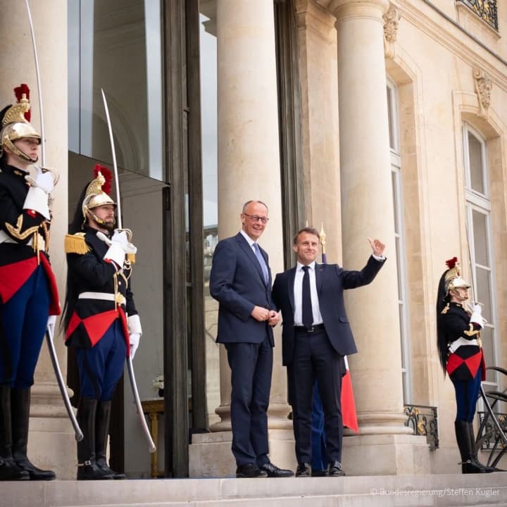 kantsler-frn-merts-anonsuvav-vizyt-v-ukrainu-i-pidkreslyv-rol-ssha-v-borotbi-za-prypynennia-viiny