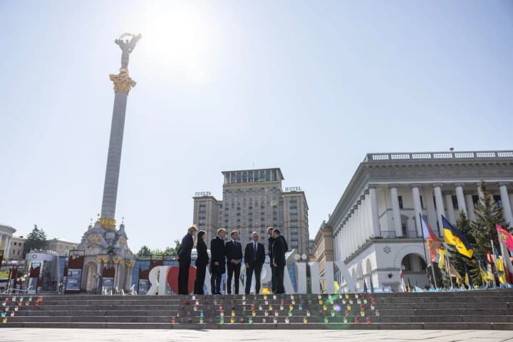 starmer-rosiia-povynna-pohodytysia-na-30-denne-prypynennia-vohniu