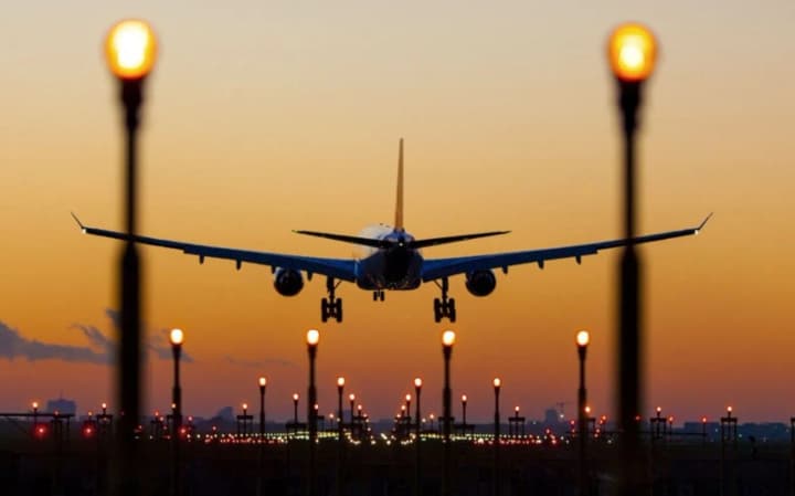 britaniya-pomozhet-vosstanovit-aviasoobshchenie-s-ukrainoi-posle-peremiriya